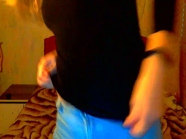 Live sex webcam photo for HelenVinks #270977262