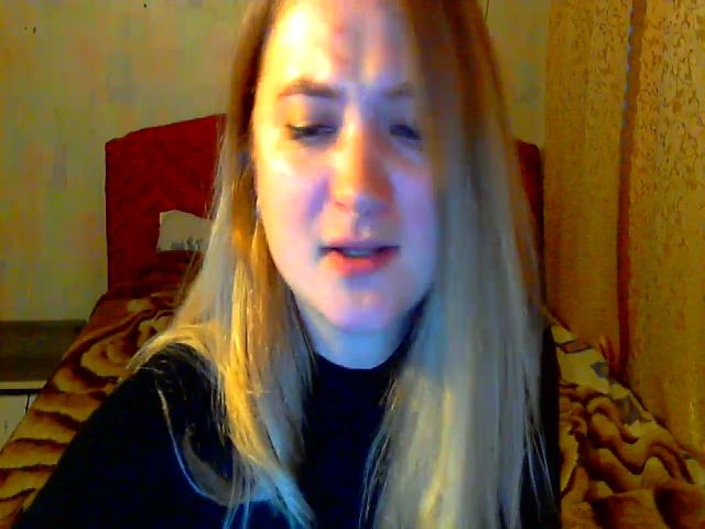 Live sex webcam photo for HelenVinks #270977354