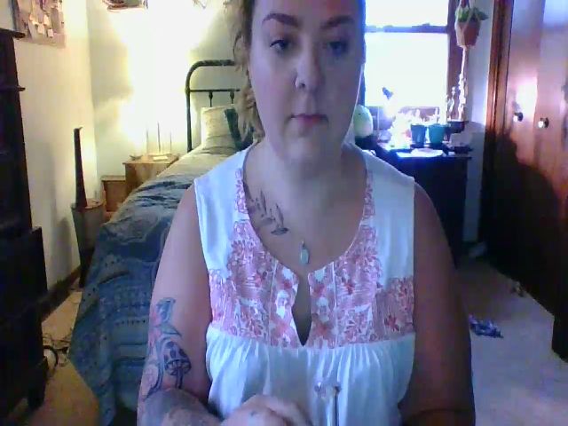 Live sex webcam photo for JoyxSlut #270981773