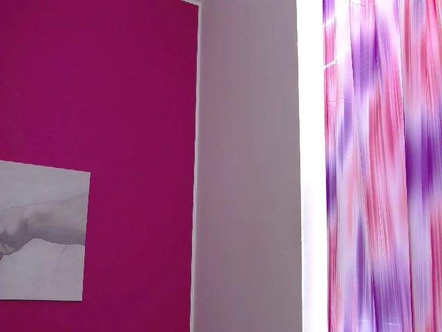 Live sex webcam photo for Eninvisble #270974432