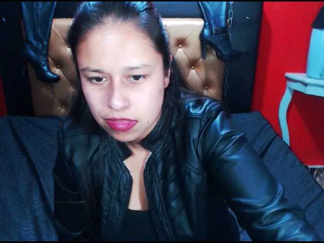 Live sex webcam photo for MEGANDIRTY #270998843