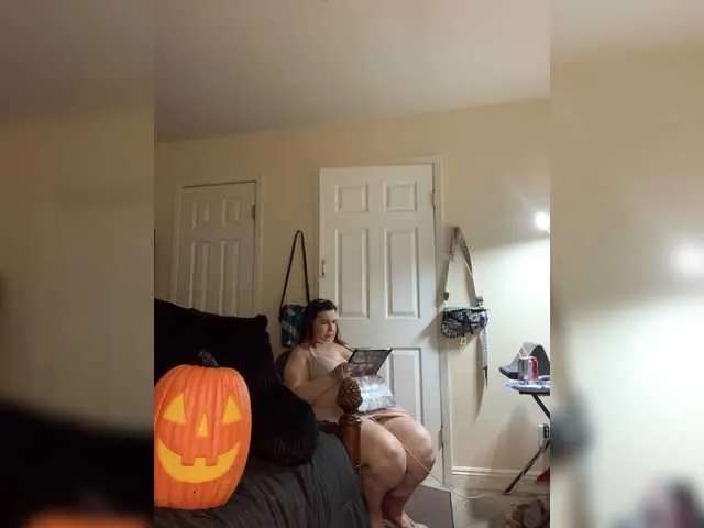 Live sex webcam photo for Italya1966 #270985090