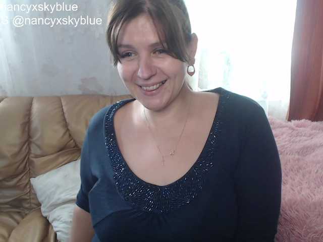 Live sex webcam photo for NancySkyblue #270993975