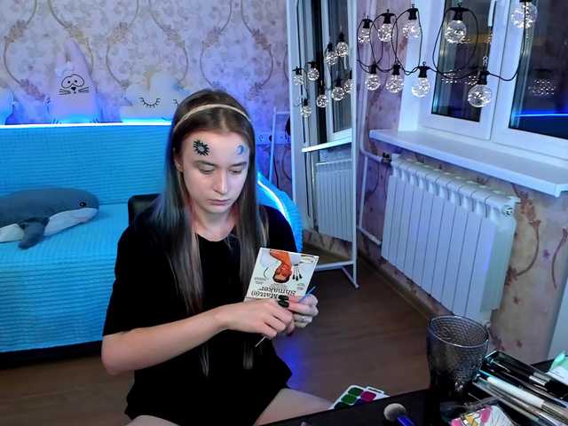 Live sex webcam photo for KiraLiLime #287990167