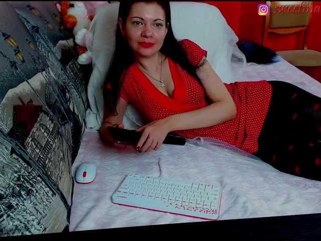 Live sex webcam photo for MaryLessy #270989993