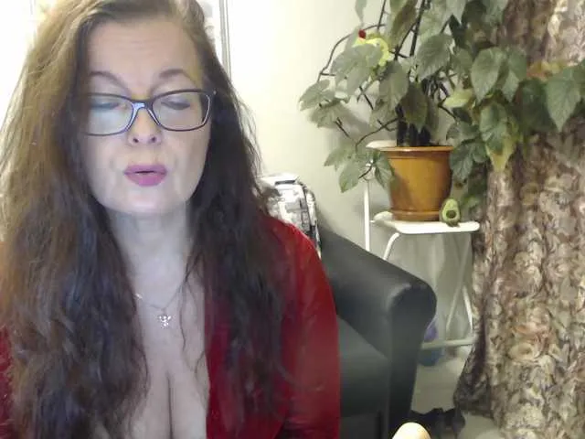 Live sex webcam photo for HelenBerg #270985048