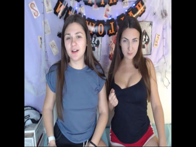 Live sex webcam photo for LittleWildOne #270987441