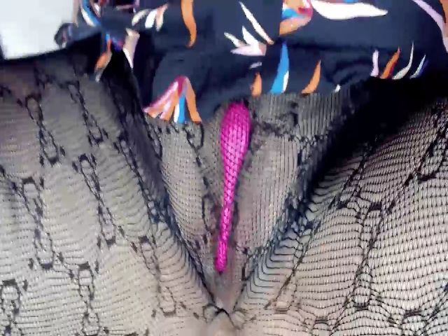 Live sex webcam photo for Ellaquality #270991650