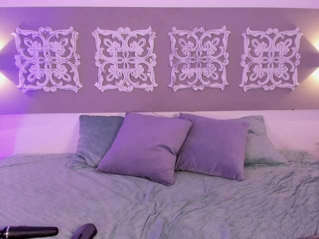 Live sex webcam photo for zoe-wils #270990616