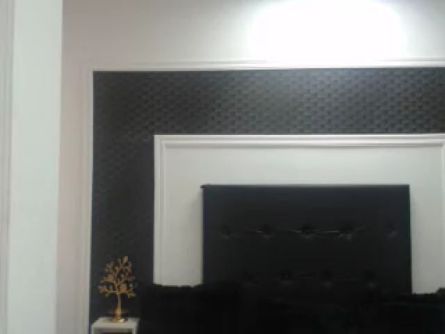 Live sex webcam photo for Gaby_trent #270999313