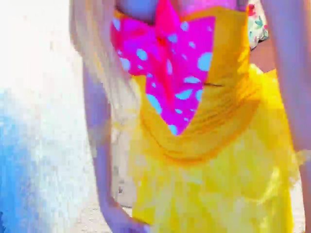 Live sex webcam photo for VerraSweet4U #270986681