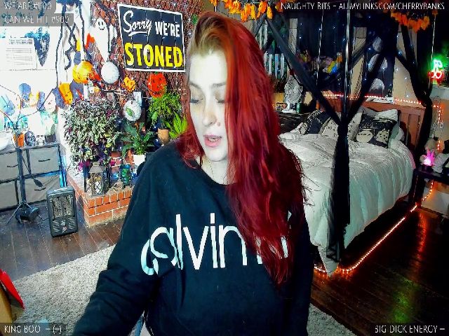 Live sex webcam photo for CherryBanks #270995949