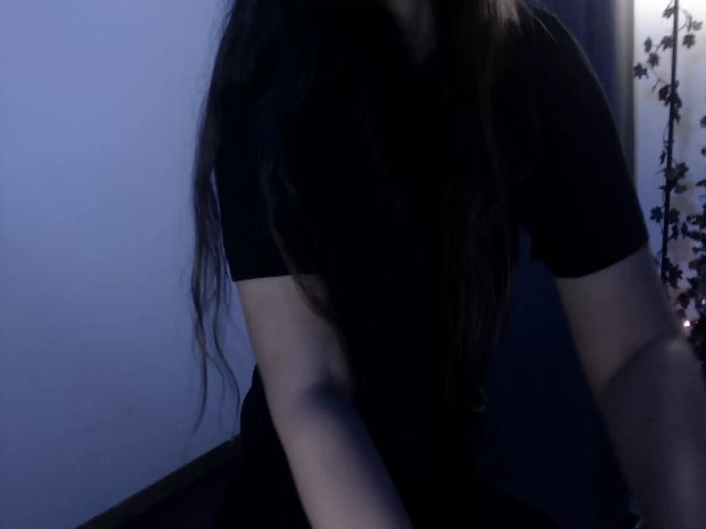 Live sex webcam photo for LadyMarceline #270988323