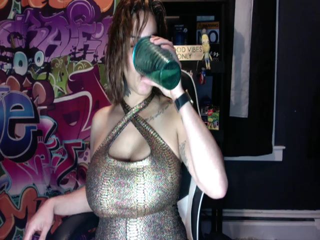 Live sex webcam photo for CubanaBoricua #270988714