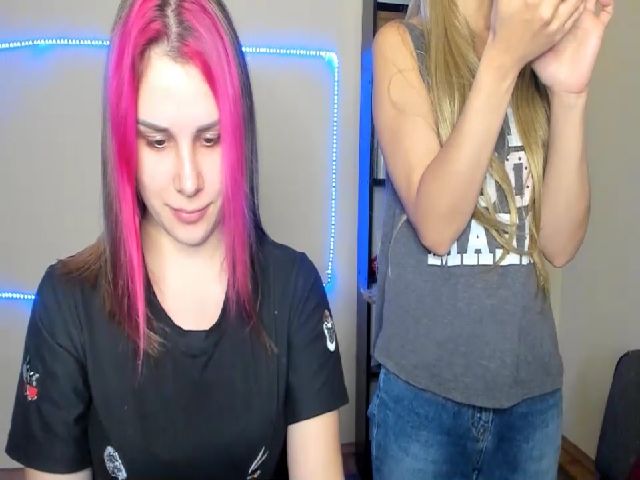 Live sex webcam photo for PolliMilk #270990917