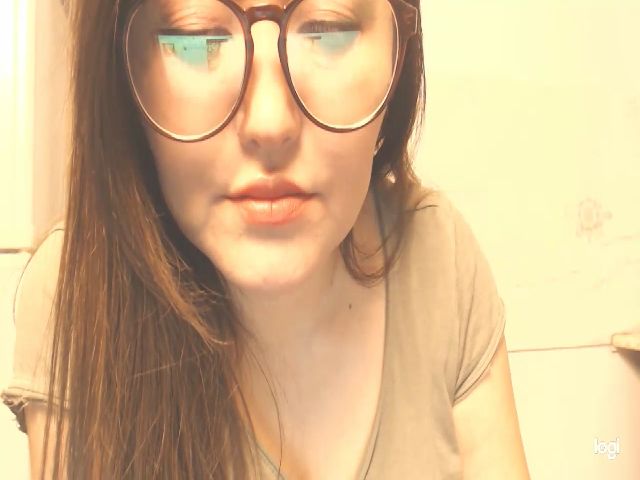 Live sex webcam photo for HrnyTeacher #270995672