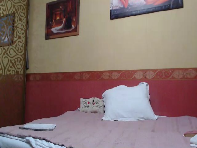 Live sex webcam photo for LanaQ #270996749