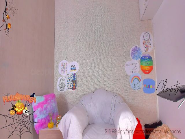 Live sex webcam photo for Cleo_Boobs #270988365