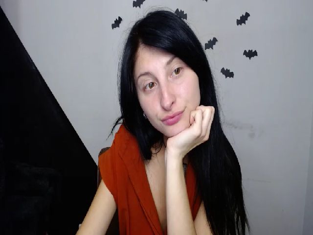 Live sex webcam photo for SnowSpacee #270996231
