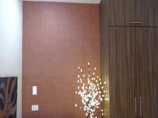 Live sex webcam photo for Forevermanu #270993866