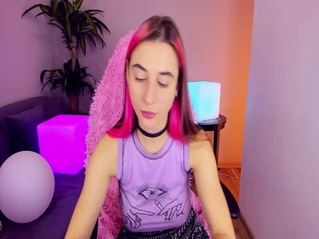 Live sex webcam photo for LittleDevilJN #270998975