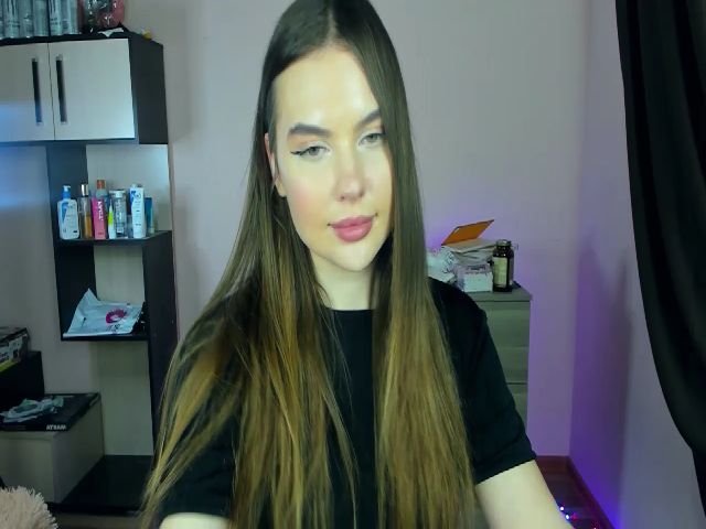 Live sex webcam photo for Daisymarly #270988963