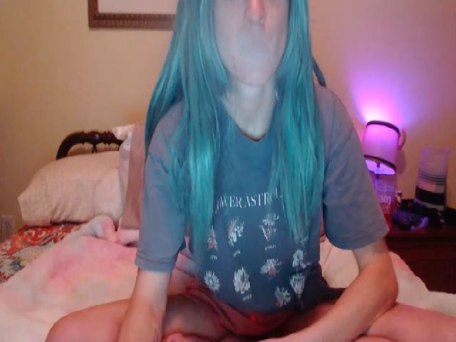 Live sex webcam photo for xKawaiiQueenx #270988533