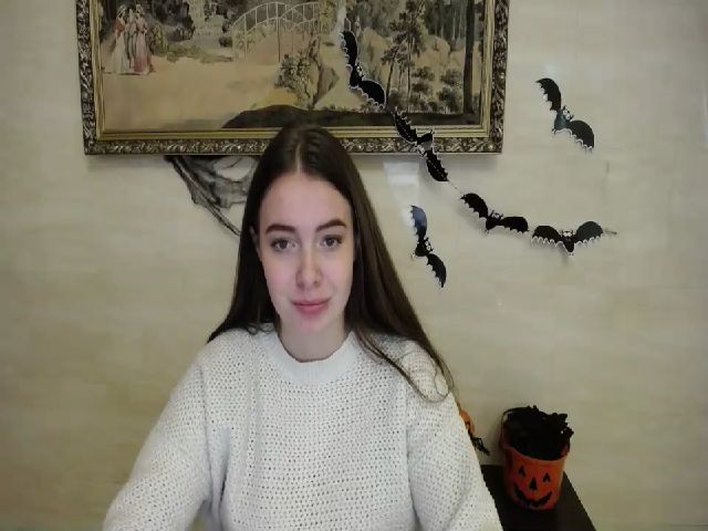 Live sex webcam photo for Mary_Siley #270995211