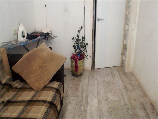 Live sex webcam photo for Want0fLove #270996925