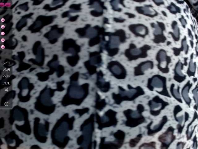 Live sex webcam photo for CloeJonnes #270990012
