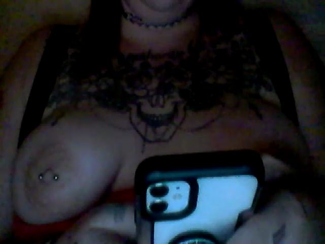 Live sex webcam photo for OhHeyItsMandi #270987232