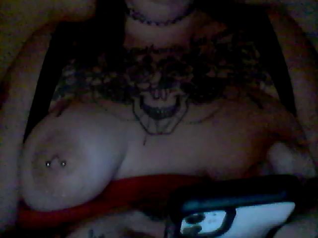 Live sex webcam photo for OhHeyItsMandi #270987310