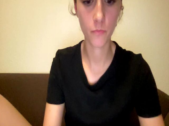 Live sex webcam photo for Kriss1924 #270999690