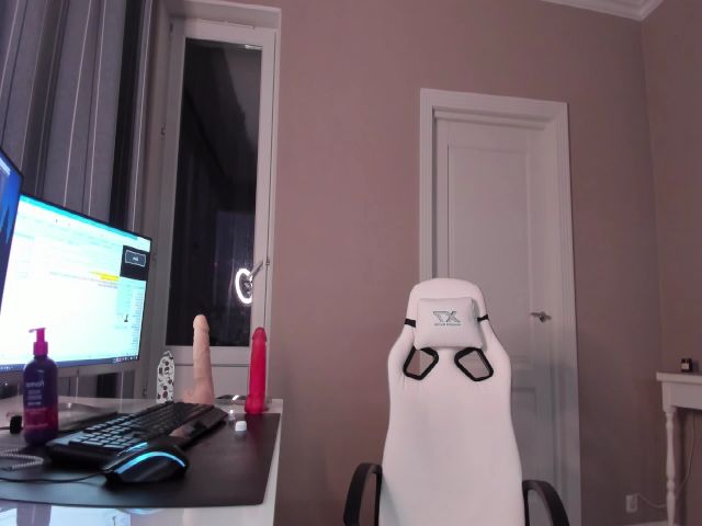 Live sex webcam photo for Caroline_Bell #270988800