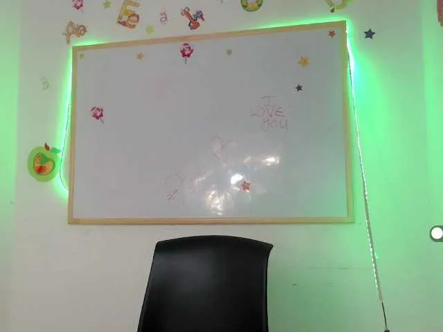 Live sex webcam photo for ArhiSmith #270990654