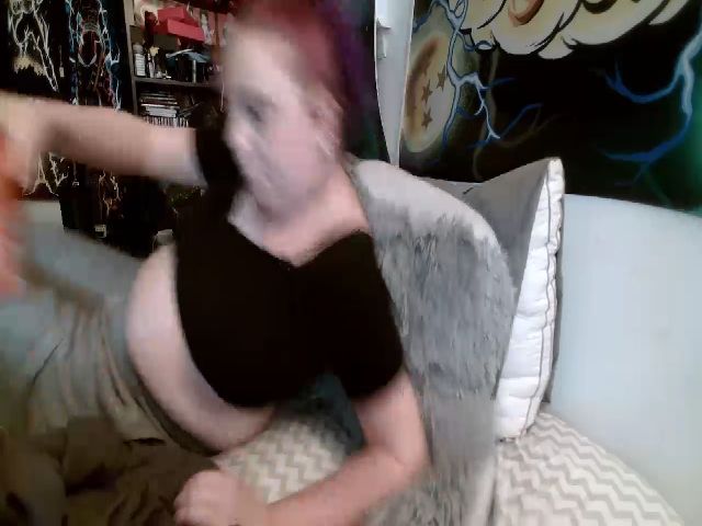 Live sex webcam photo for Weetziebabe #270999139