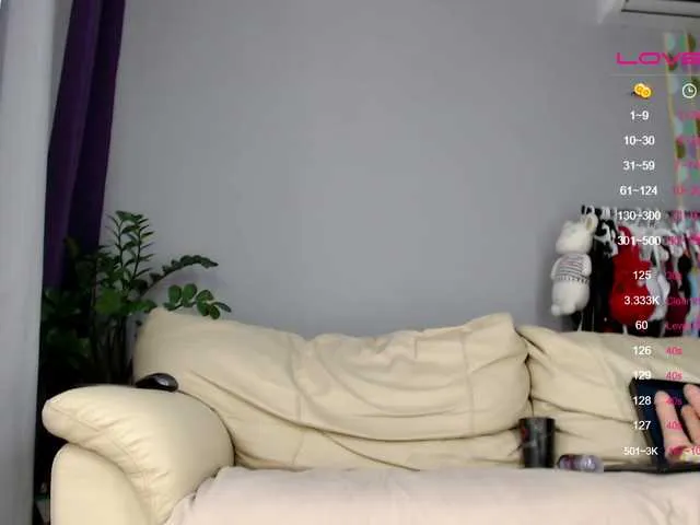 Live sex webcam photo for -Lady-chic- #270989468