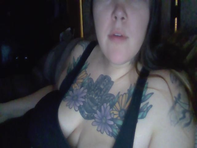 Live sex webcam photo for DarkStarDaisy #270992813