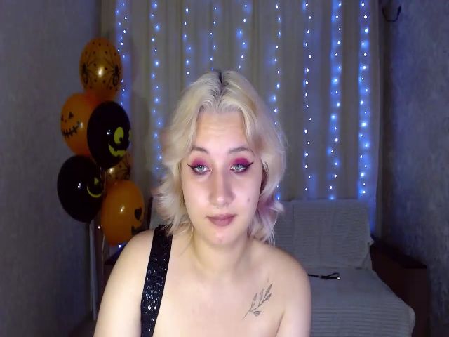 Live sex webcam photo for Star_Laura #270986518