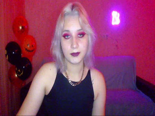 Live sex webcam photo for Star_Laura #270996628