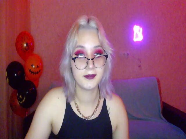 Live sex webcam photo for Star_Laura #270999283