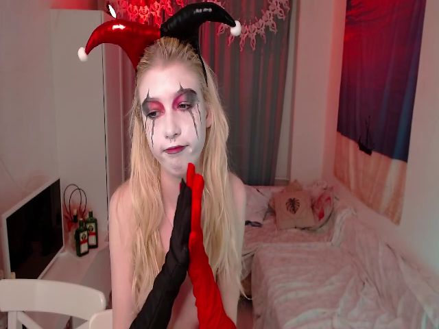 Live sex webcam photo for Shacharmolle #270988341