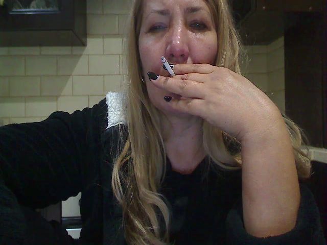 Live sex webcam photo for HeyHeyGrey #270988787