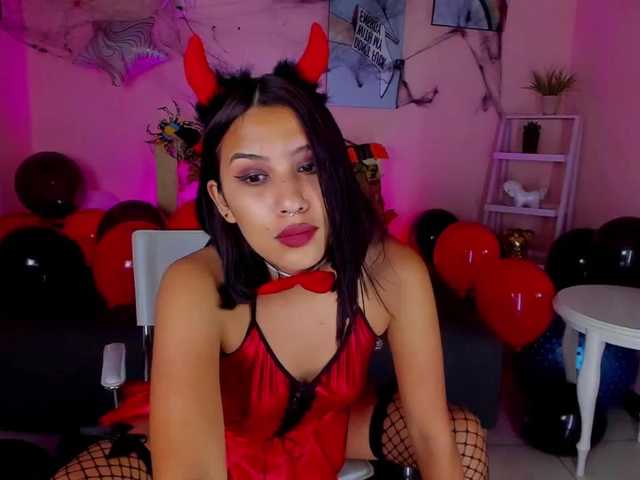 Live sex webcam photo for brernda-sex #270993939