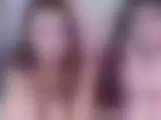 Live sex webcam photo for AutumnGirls #270993275