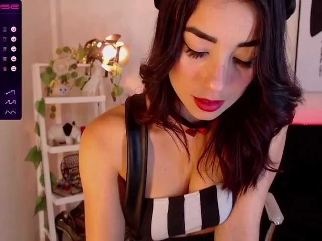 Live sex webcam photo for sofia-reyes #270993904