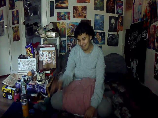 Live sex webcam photo for HornyHunBunny #270984539