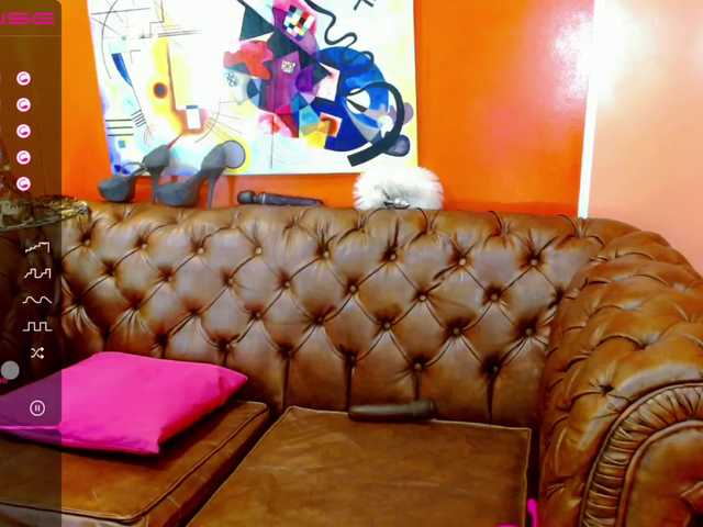 Live sex webcam photo for bianca-shaw #270989924