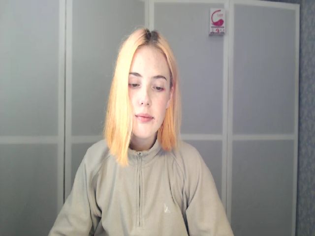 Live sex webcam photo for Matilda666 #270996595