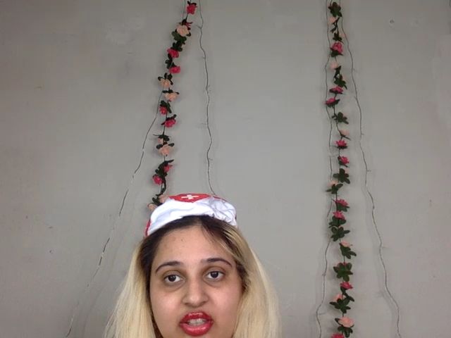 Live sex webcam photo for noureenrosex #271000065